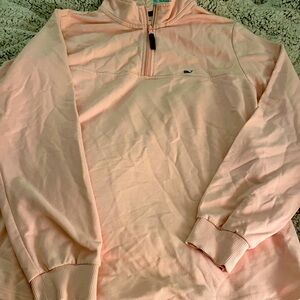 Vineyard Vines women’s 1/4 zip.  Women’s size large.